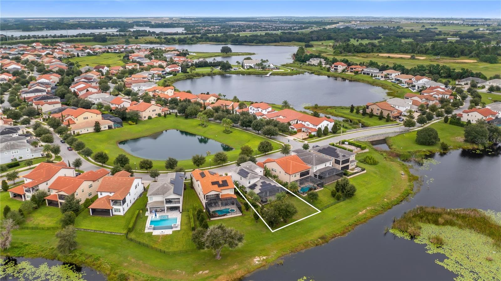 Single Family Residence at 15594 SHOREBIRD LN, WINTER GARDEN, photo 11 of 116