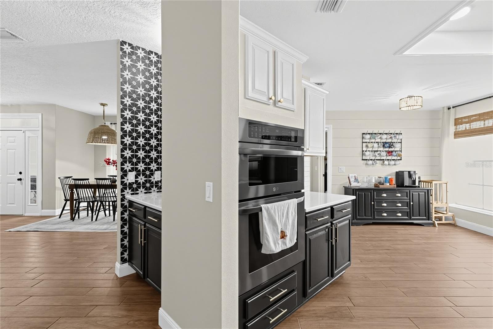 Single Family Residence at 15627 INDIAN QUEEN DR, ODESSA, photo 5 of 24