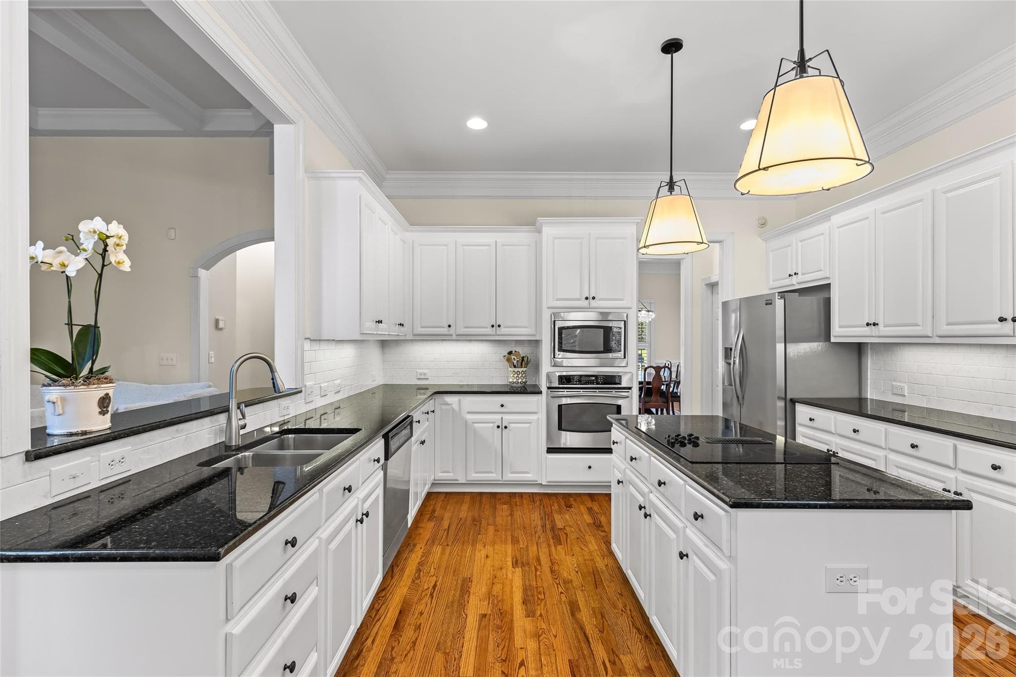 Single Family Residence at 7640 Quail Park Drive, Charlotte, photo 10 of 42