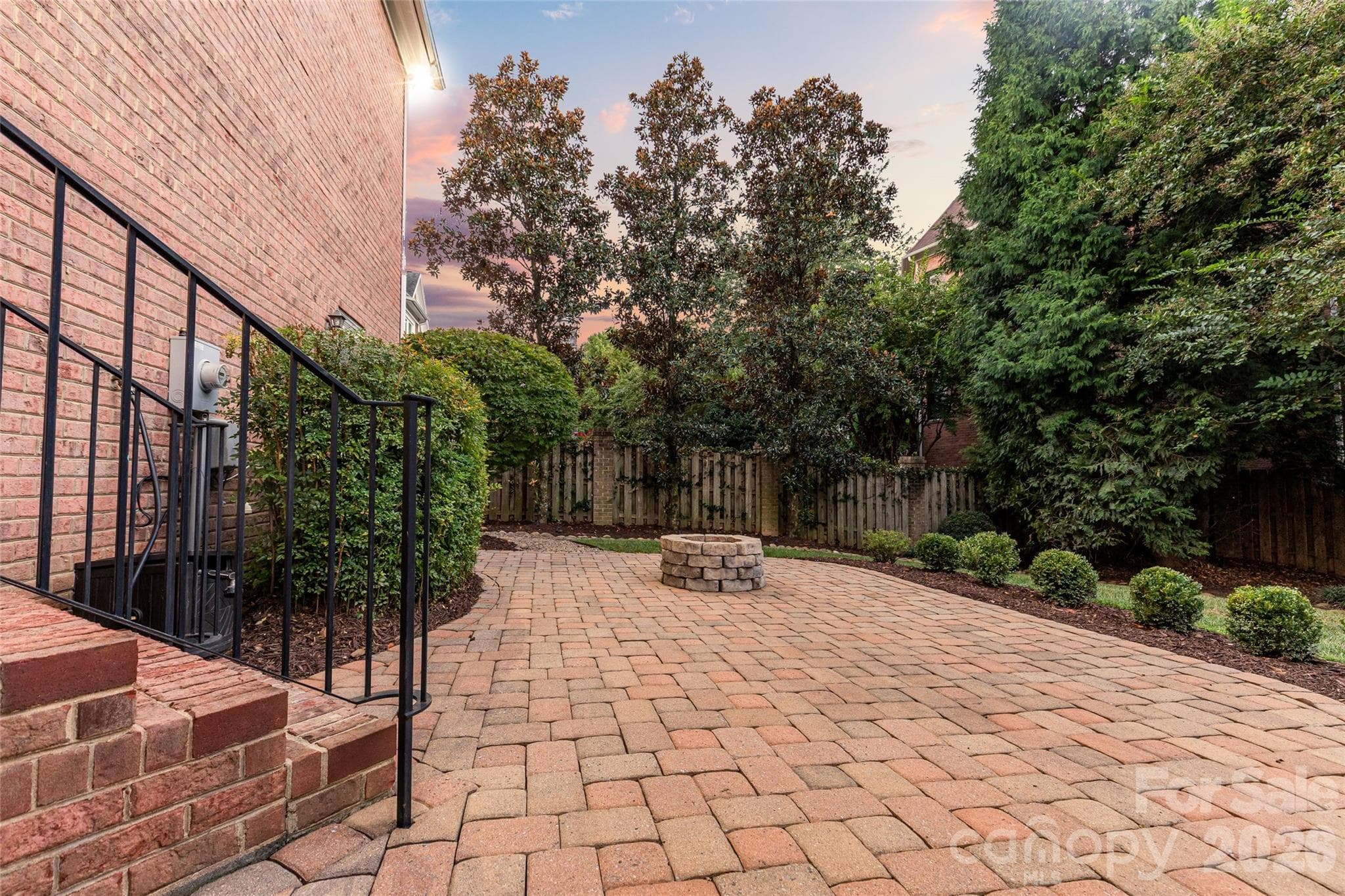 Single Family Residence at 7640 Quail Park Drive, Charlotte, photo 38 of 42