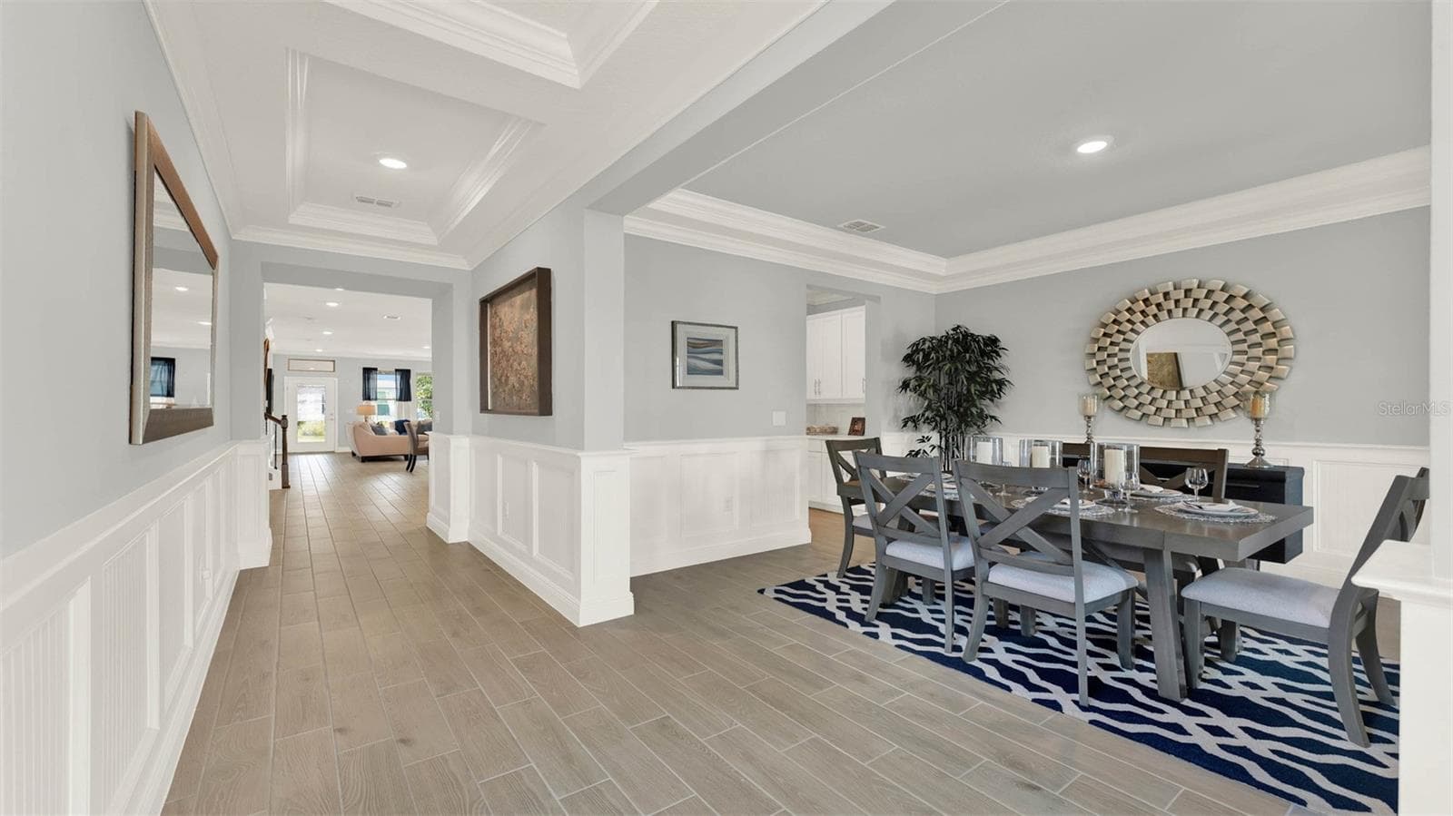 Single Family Residence at 11851 SHINE VIEW LN, WINTER GARDEN, photo 3 of 76