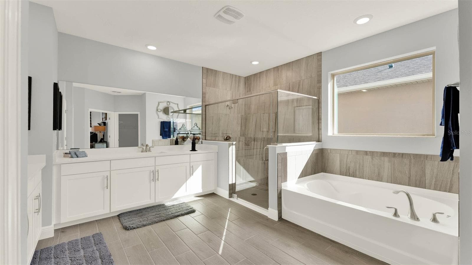 Single Family Residence at 11851 SHINE VIEW LN, WINTER GARDEN, photo 25 of 76
