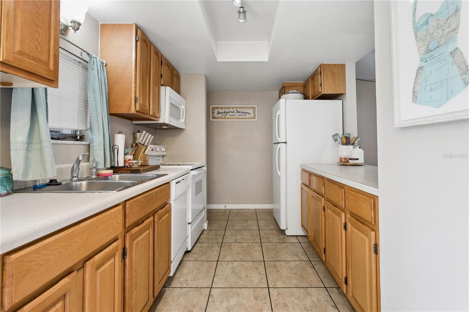Condominium at 7920 N TANGERINE DR #265, TEMPLE TERRACE, photo 4 of 38
