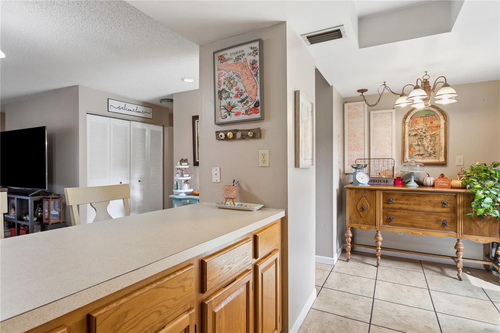 Condominium at 7920 N TANGERINE DR #265, TEMPLE TERRACE, photo 7 of 38