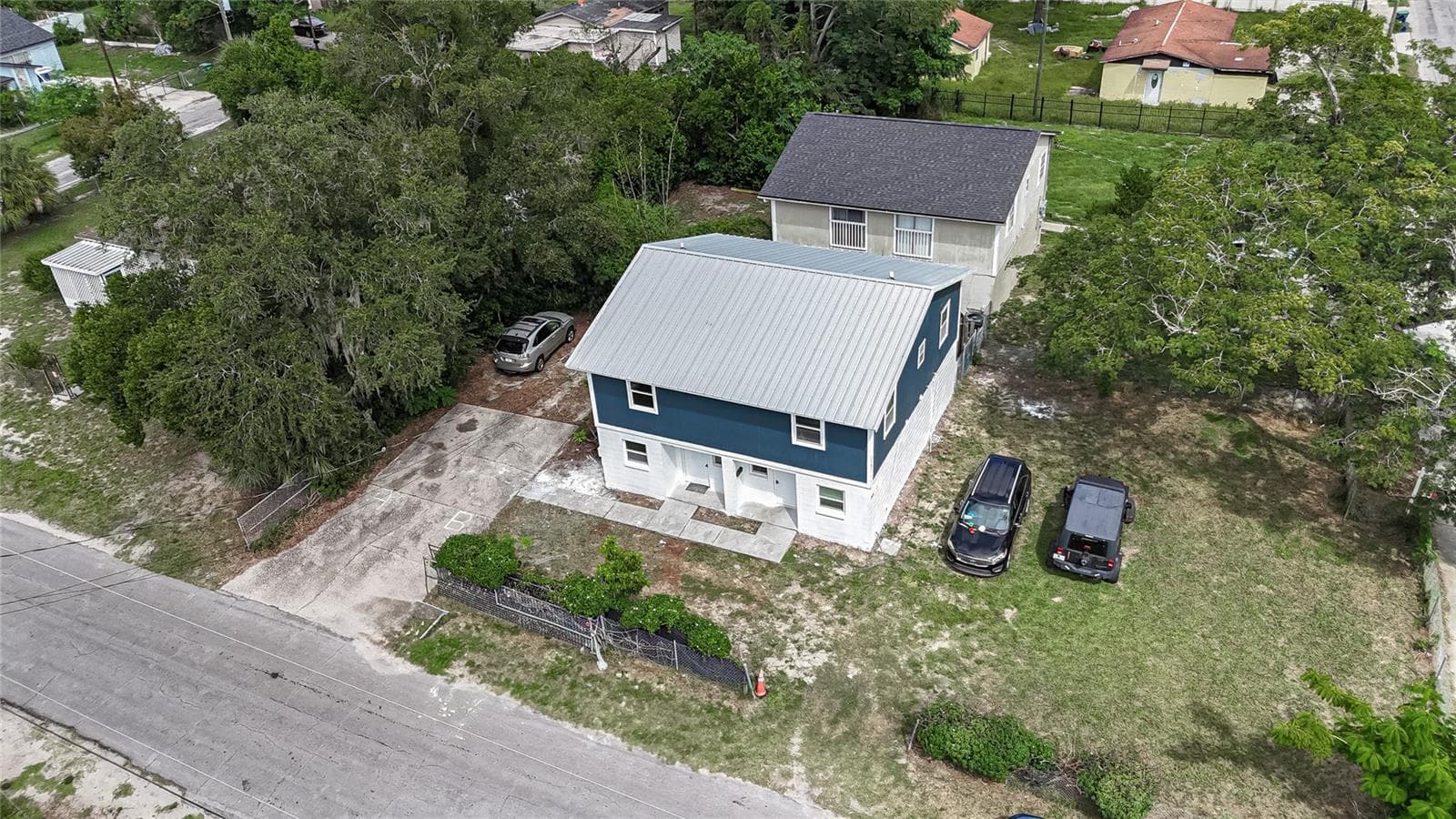 Duplex at 3602 N 54TH ST, TAMPA, photo 2 of 39