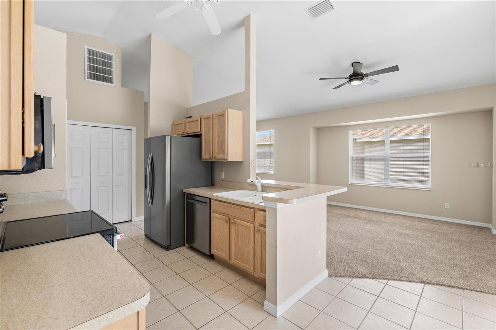 Villa at 1436 HEDGEWOOD CIR, NORTH PORT, photo 10 of 38