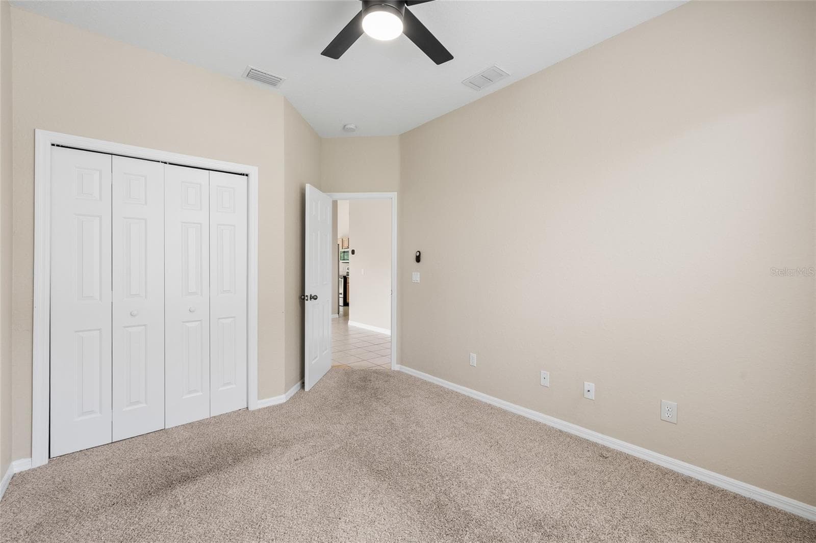 Villa at 1436 HEDGEWOOD CIR, NORTH PORT, photo 19 of 38