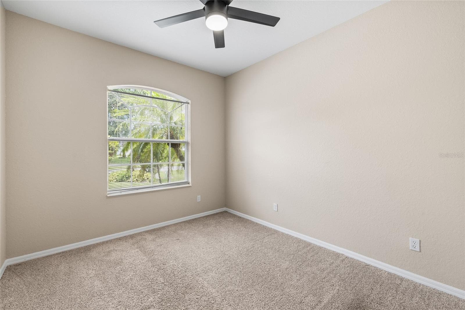 Villa at 1436 HEDGEWOOD CIR, NORTH PORT, photo 20 of 38