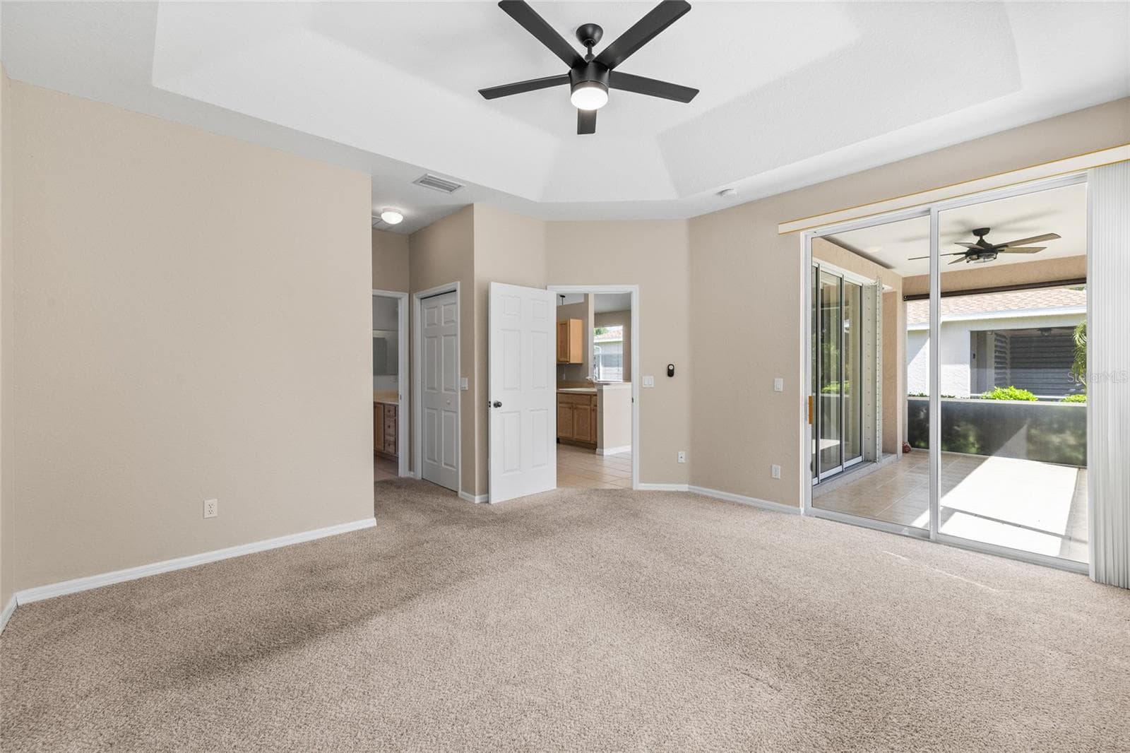 Villa at 1436 HEDGEWOOD CIR, NORTH PORT, photo 25 of 38
