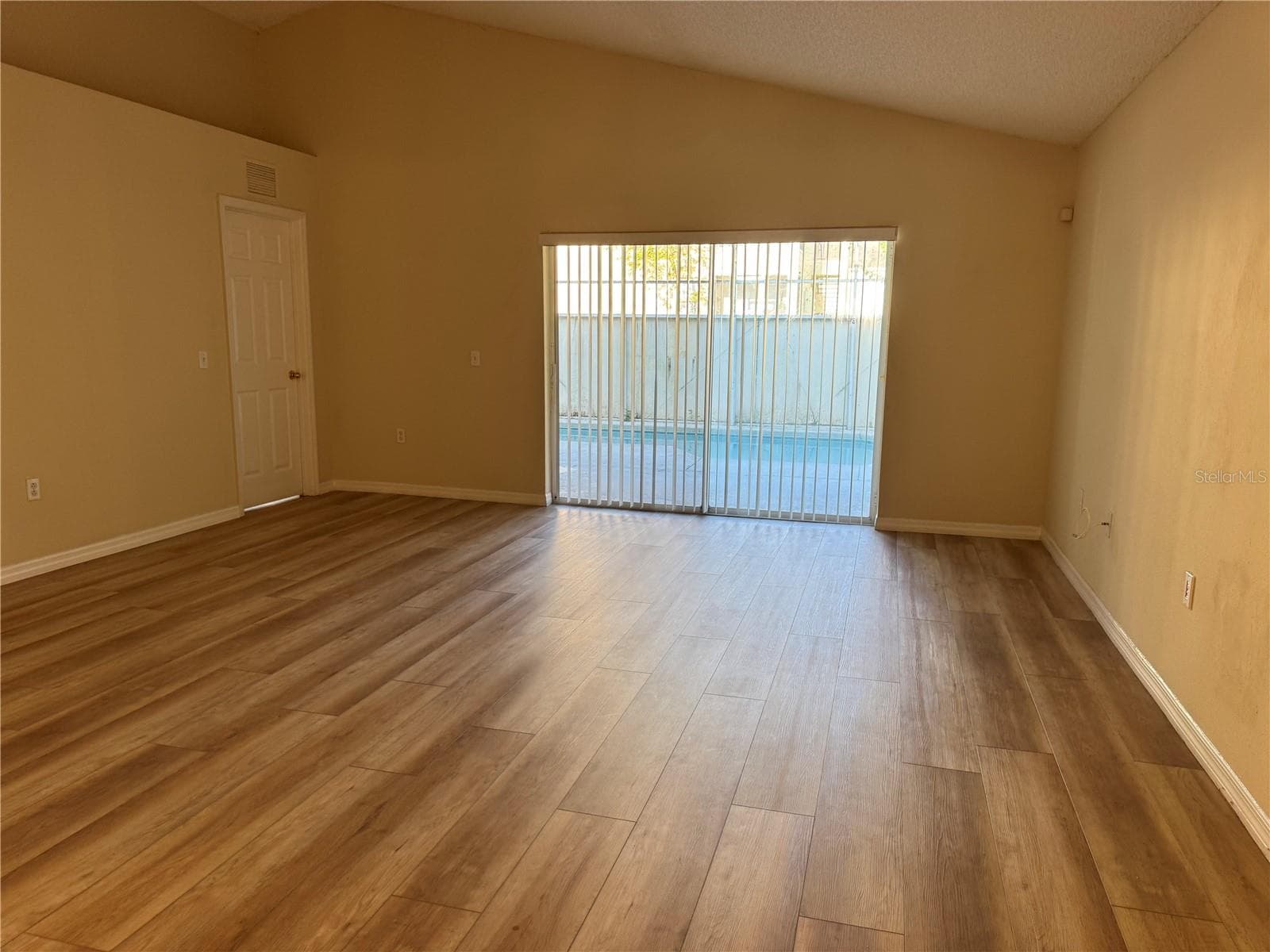 Single Family Residence at 2510 HAMLET LN, KISSIMMEE, photo 4 of 22