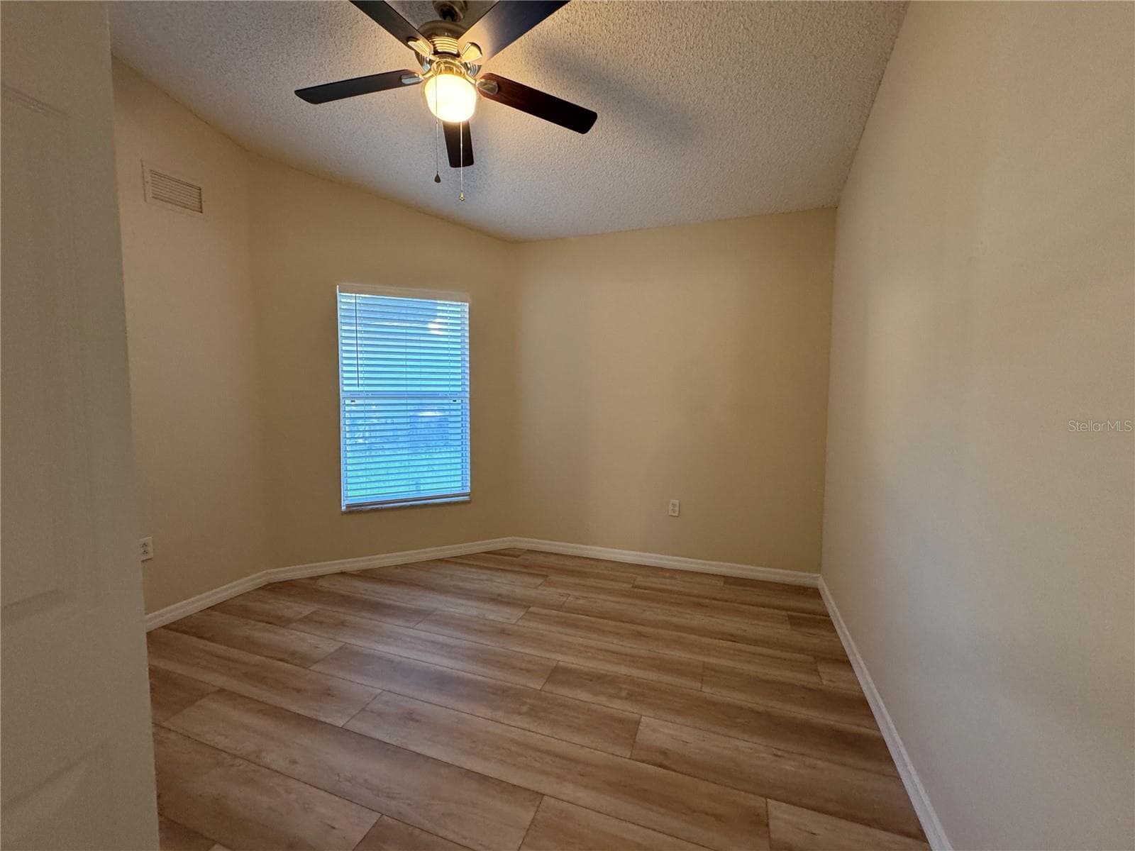 Single Family Residence at 2510 HAMLET LN, KISSIMMEE, photo 13 of 22