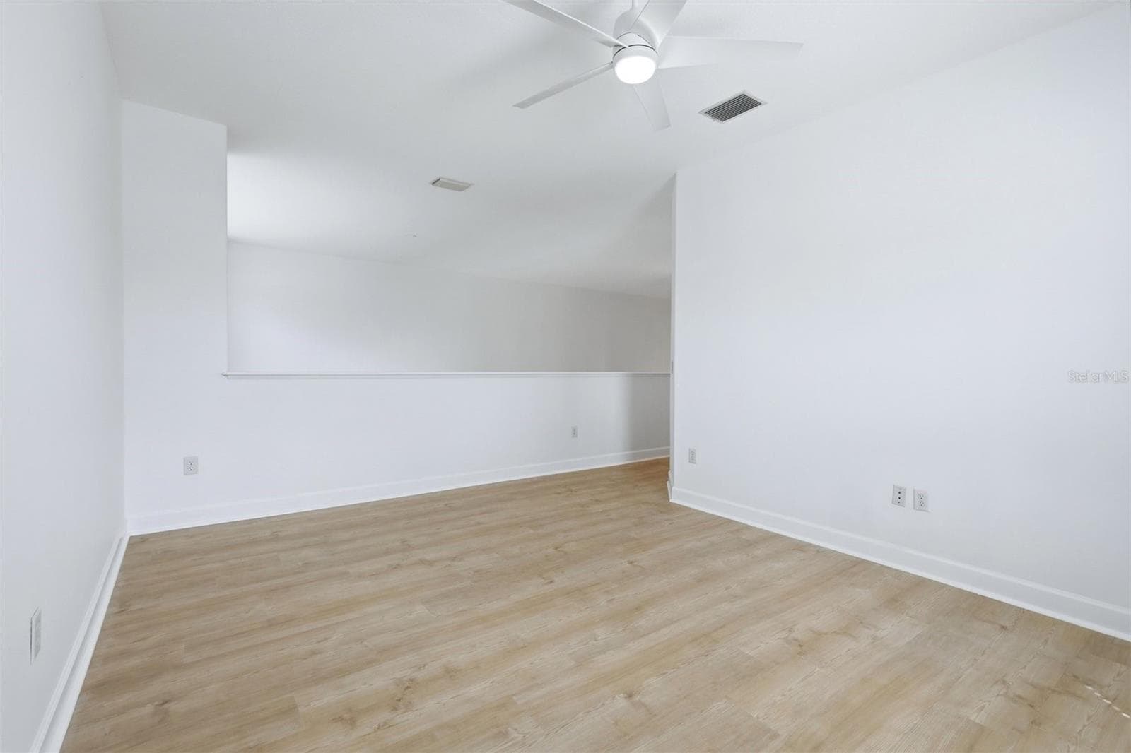 Upstairs Loft 16 X 12'1 - 2242 CYPRESS HOLLOW CT, SAFETY HARBOR