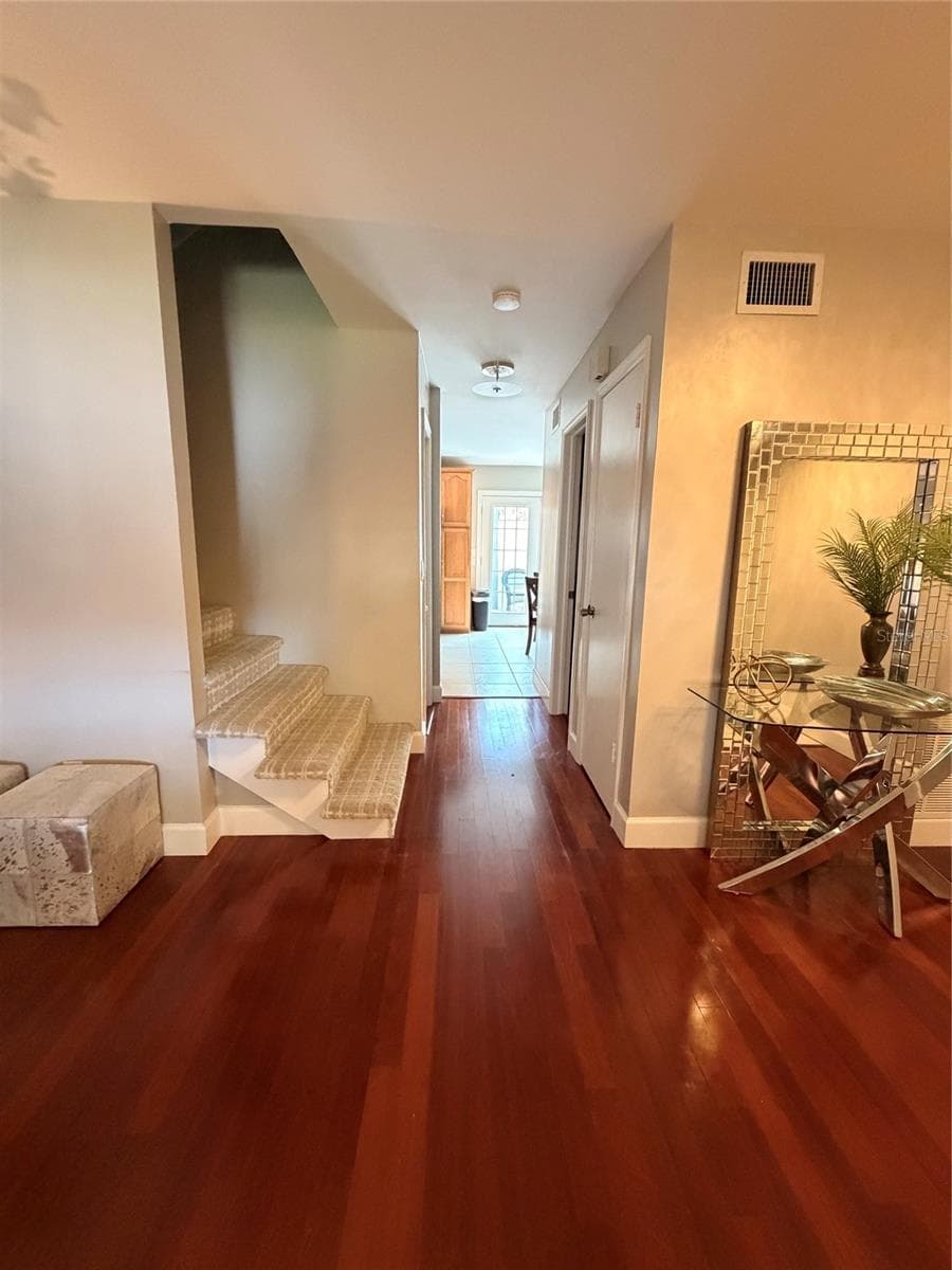 Townhouse at 1225 N MCMULLEN BOOTH RD, CLEARWATER, photo 7 of 35