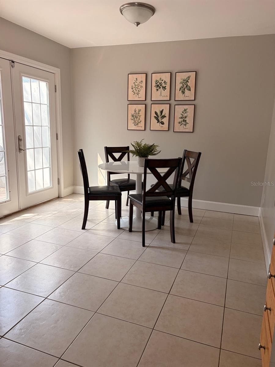 Townhouse at 1225 N MCMULLEN BOOTH RD, CLEARWATER, photo 12 of 35