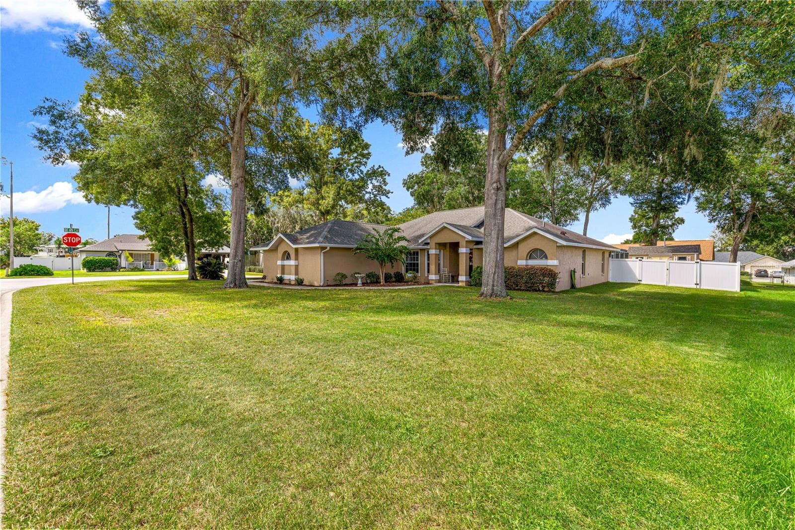 Single Family Residence at 1318 SE 66TH AVE, OCALA, photo 2 of 45