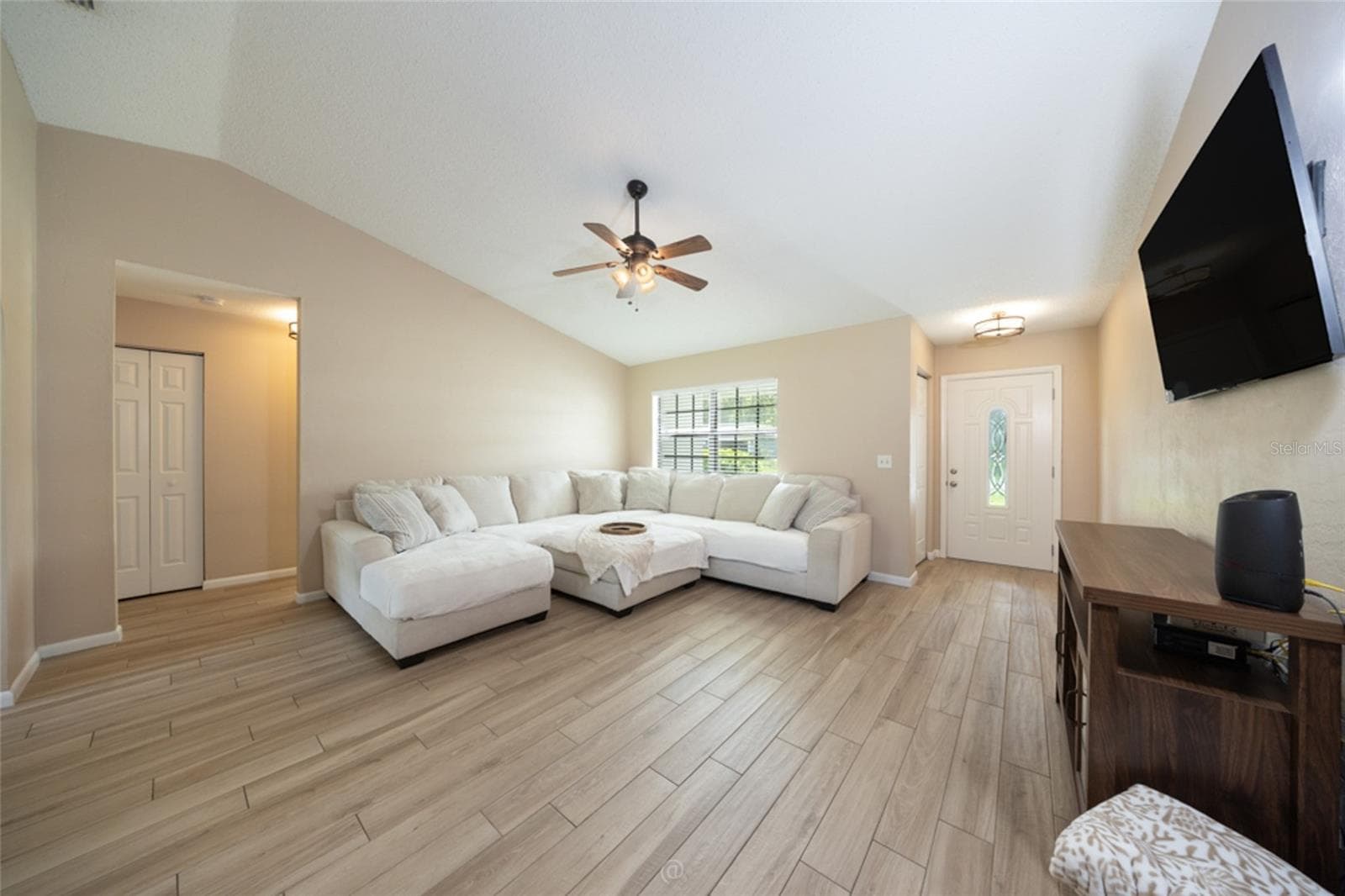 Spacious Living Room - 31 PINELYNN DR, PALM COAST