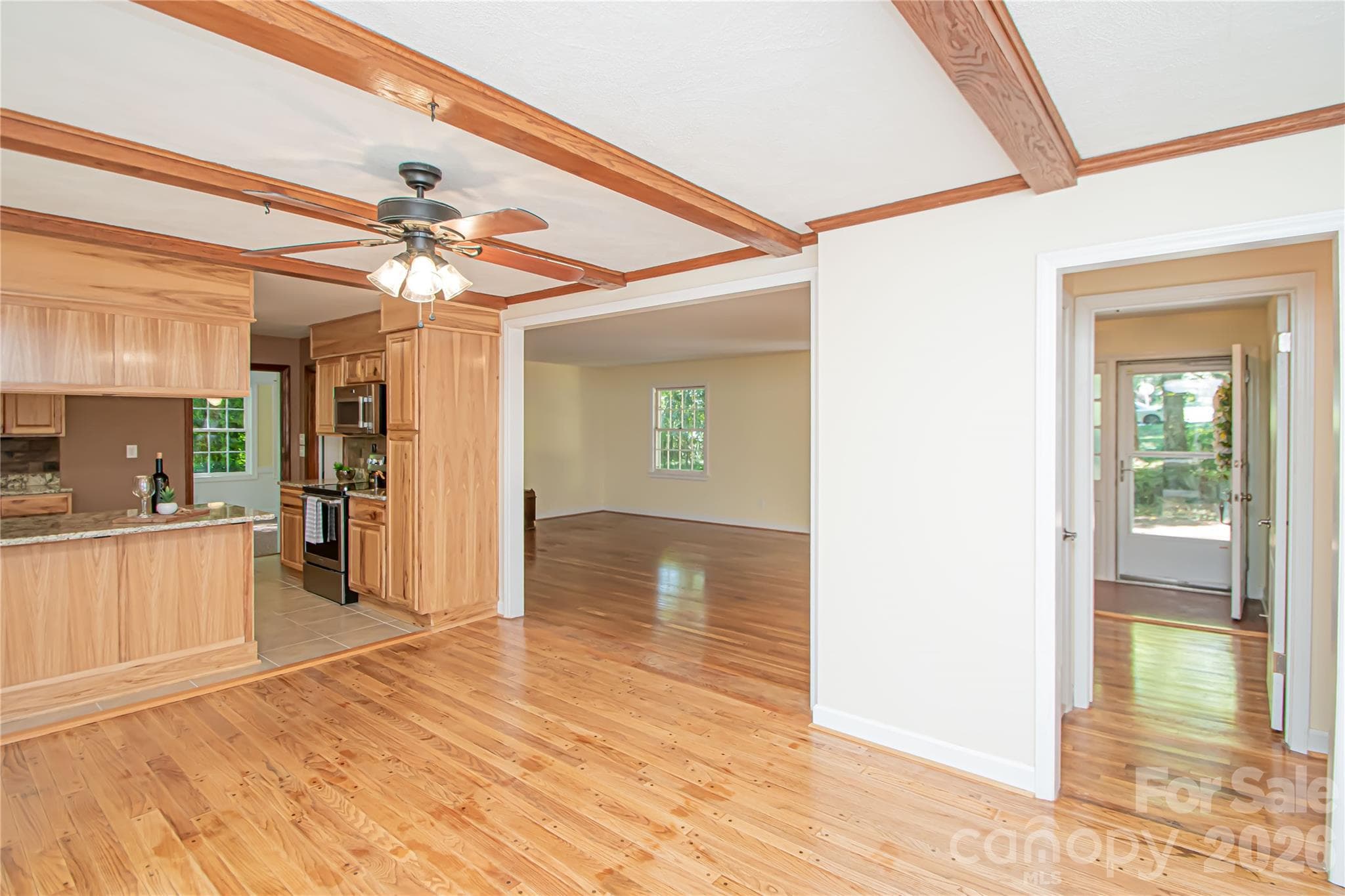 Single Family Residence at 7400 Oakwood Lane, Charlotte, photo 23 of 48