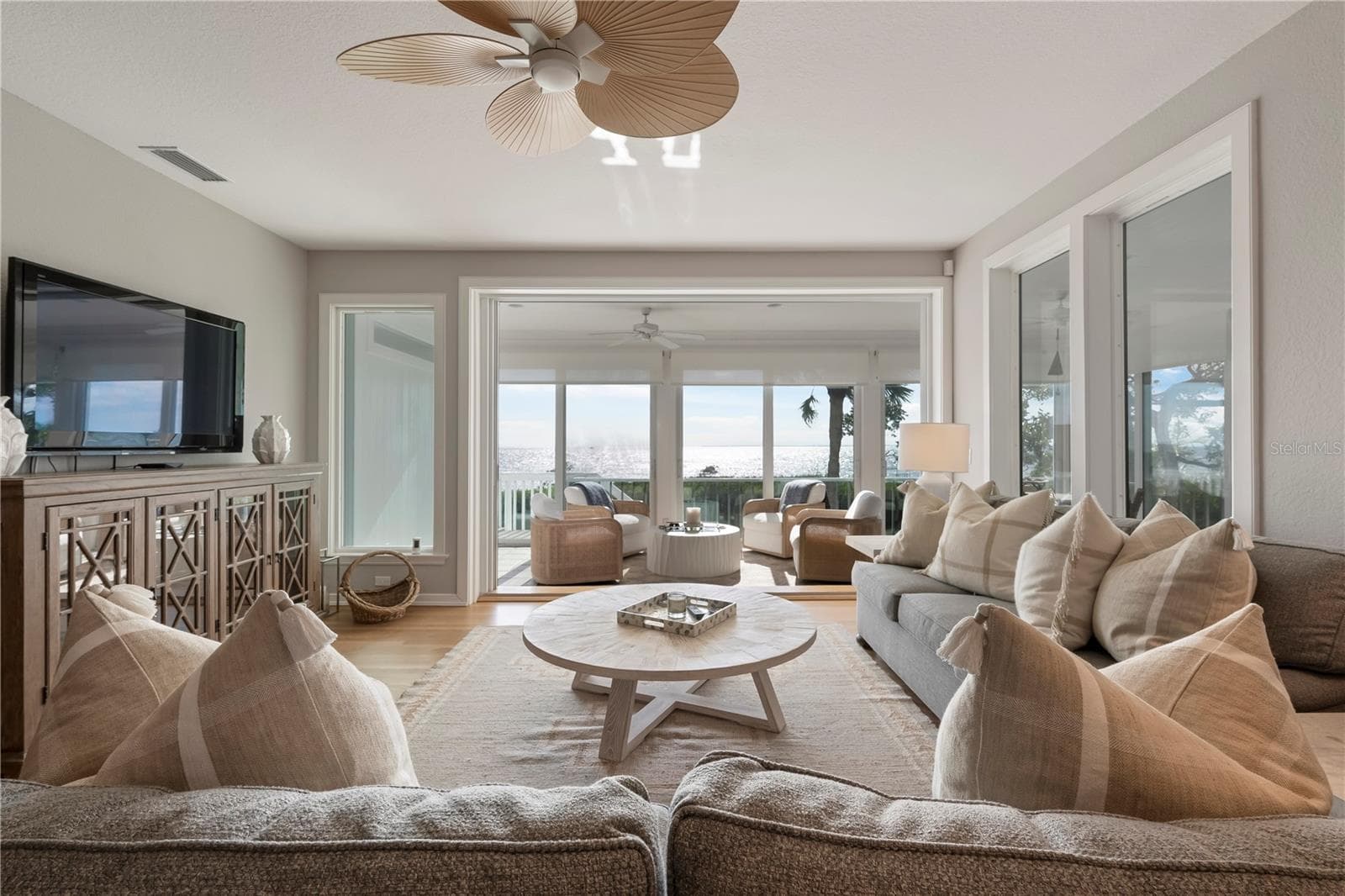 Living room view - 319 PILOT POINT LN, BOCA GRANDE