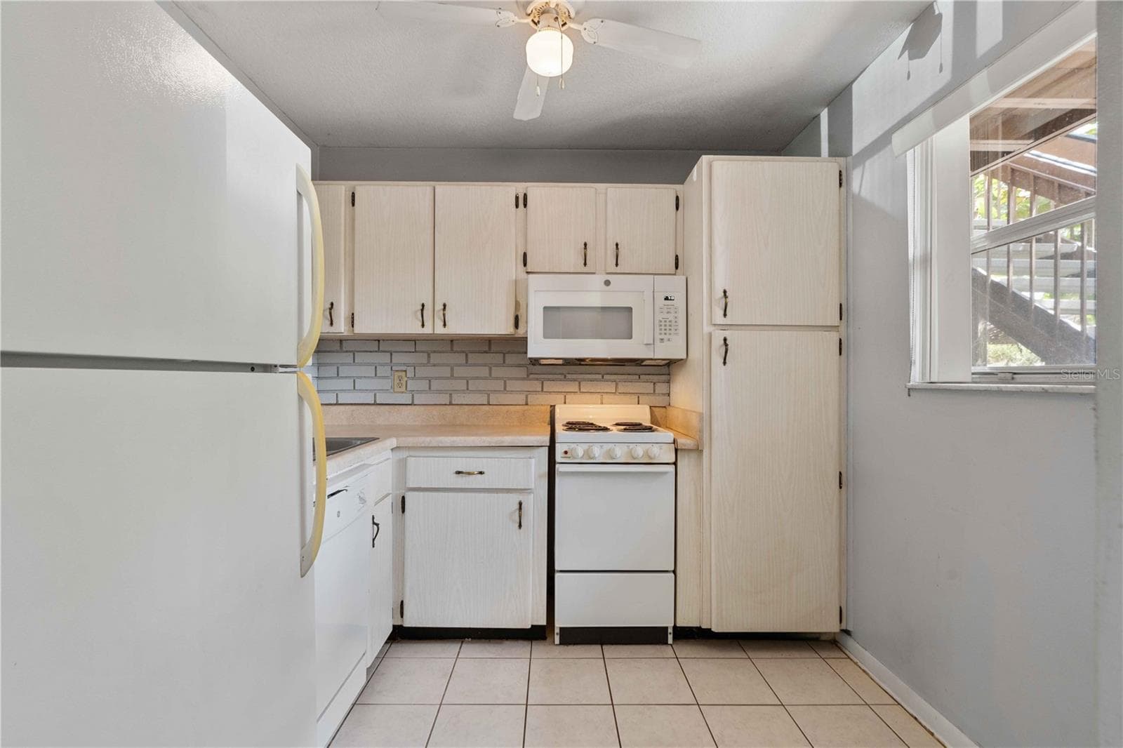 Condominium at 10455 CARROLLBROOK CT #114, TAMPA, photo 6 of 22