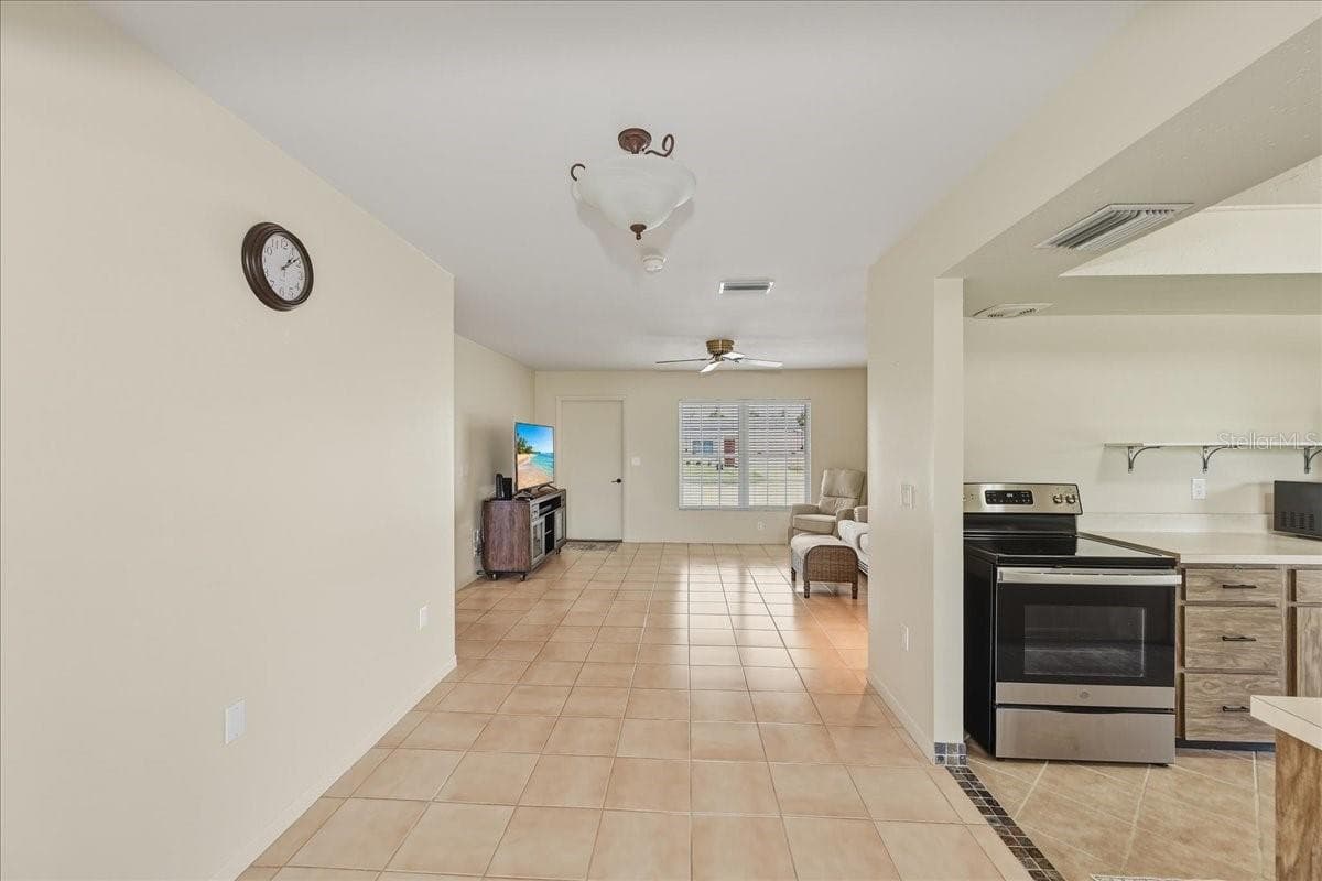 Single Family Residence at 7312 17TH AVE W, BRADENTON, photo 12 of 27