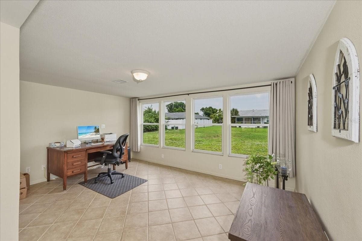 Sunroom - 7312 17TH AVE W, BRADENTON