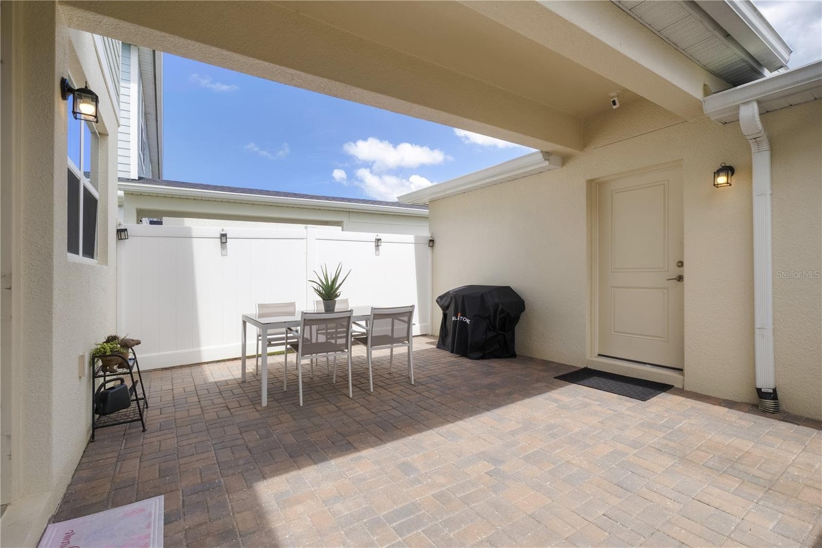 Townhouse at 2224 GOPHER TORTOISE TER, OAKLAND, photo 9 of 39