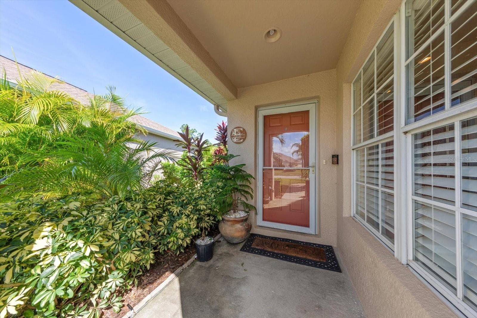 Single Family Residence at 2939 WOOD POINTE DR, HOLIDAY, photo 3 of 25