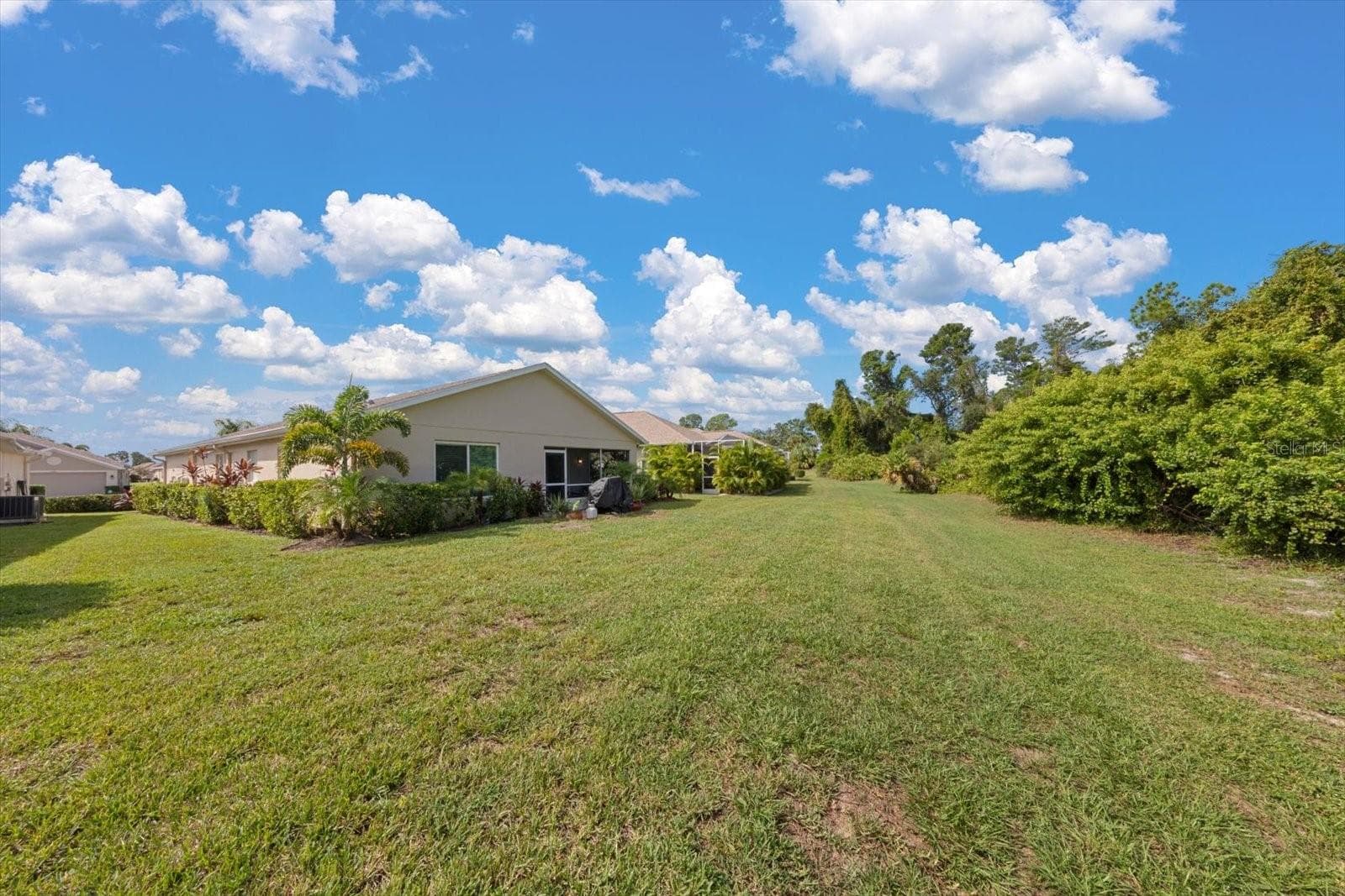 Single Family Residence at 2939 WOOD POINTE DR, HOLIDAY, photo 20 of 25