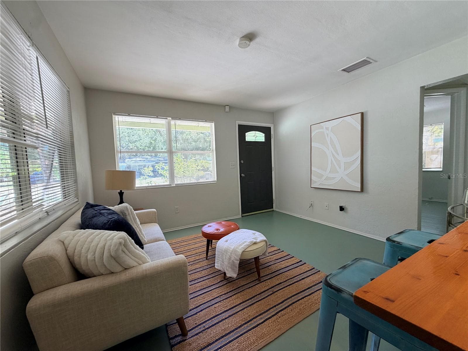 Single Family Residence at 2401 QUINCY ST S, ST PETERSBURG, photo 6 of 13