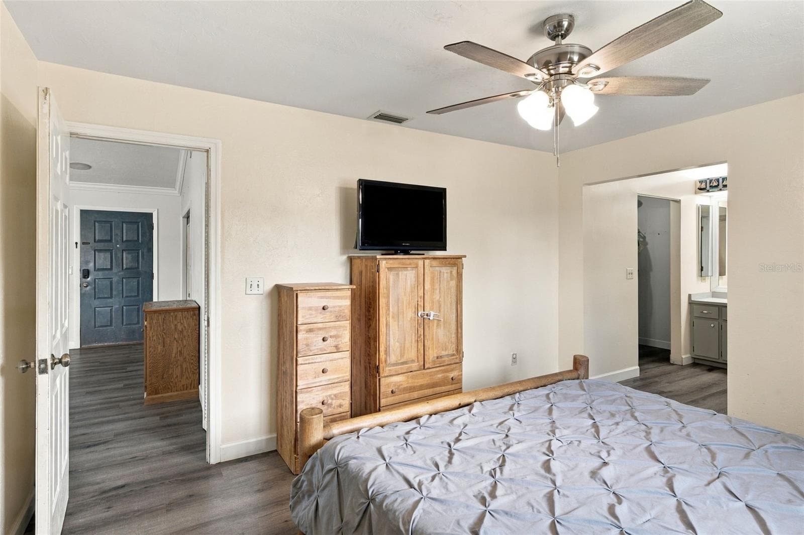 Primary bedroom - 1138 SW 12TH TER, CAPE CORAL