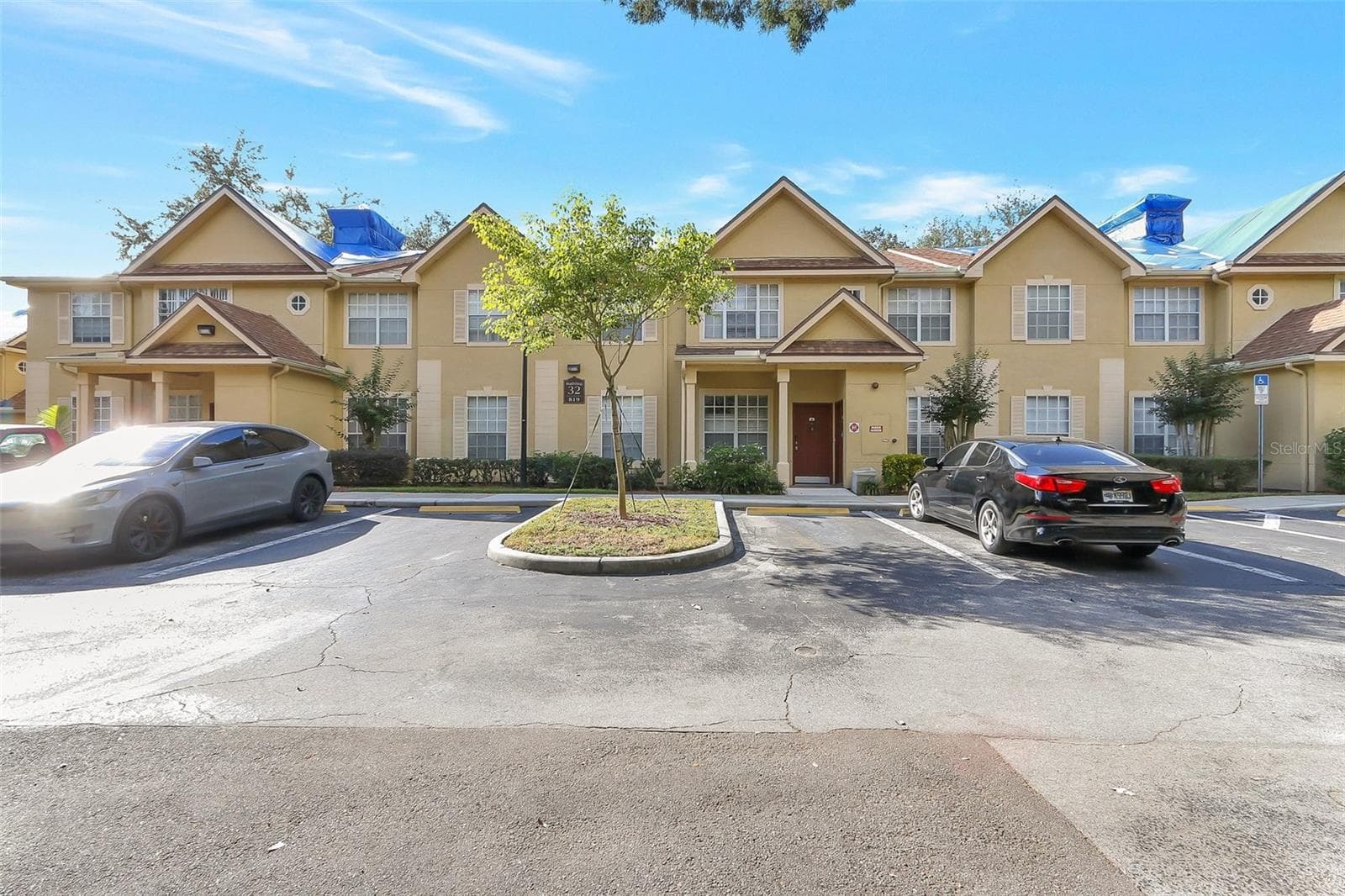 819 GRAND REGENCY PT #101