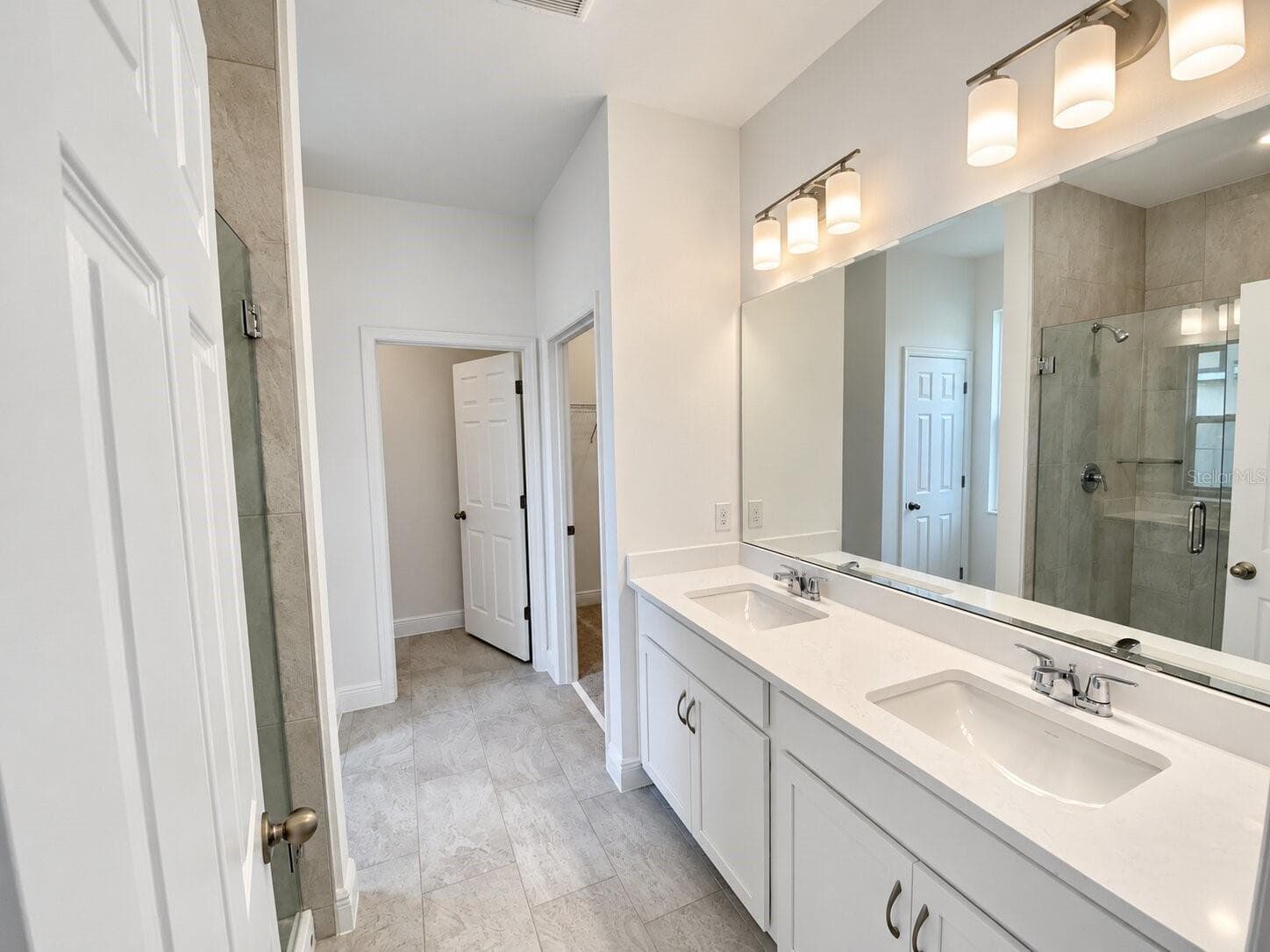 Primary Bathroom - 416 LEMONGRASS RD, MINNEOLA