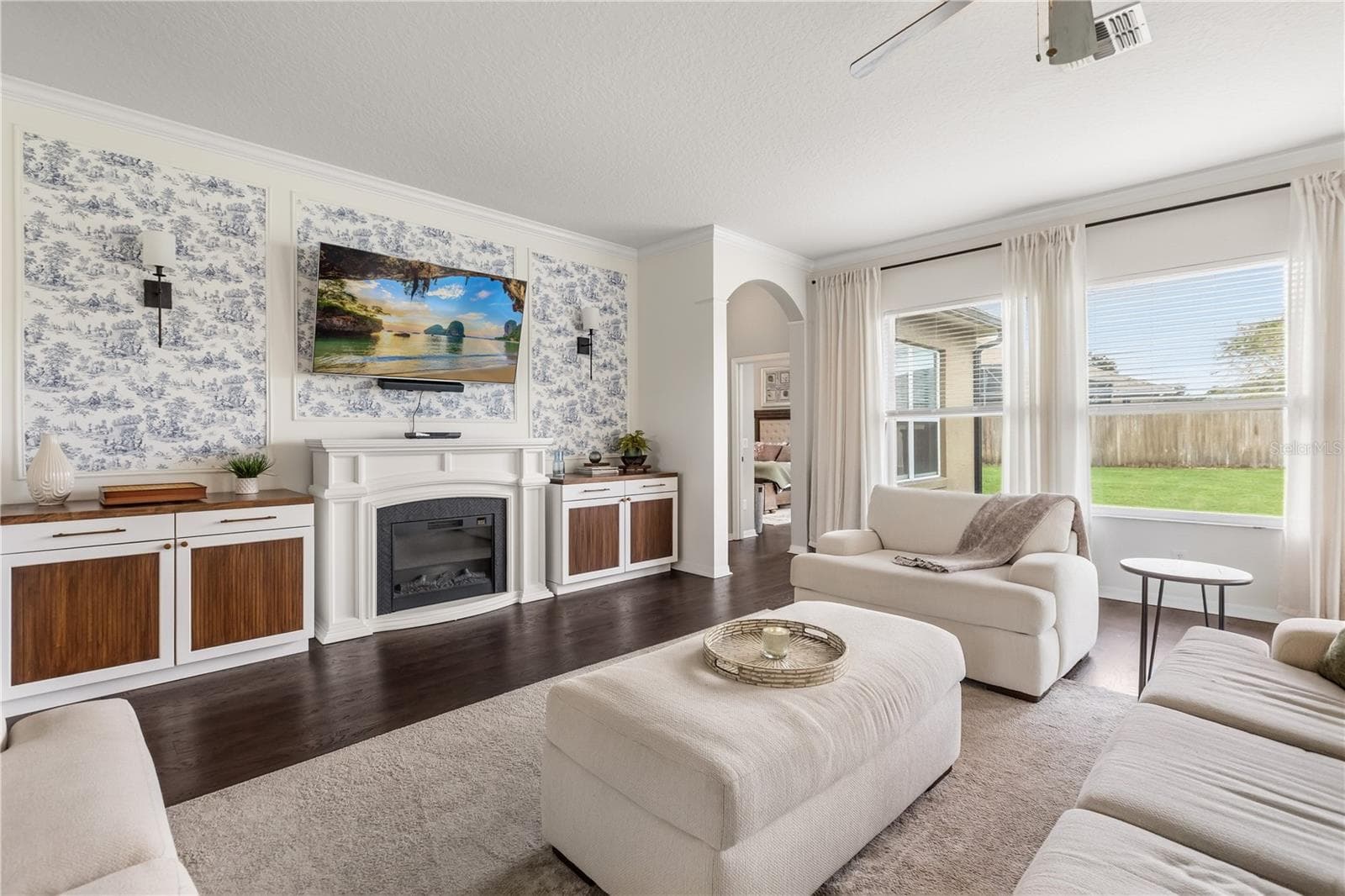 Single Family Residence at 4247 CRANMORE CT, BELLE ISLE, photo 11 of 44