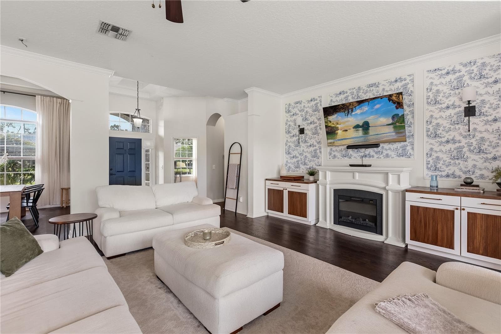 Single Family Residence at 4247 CRANMORE CT, BELLE ISLE, photo 13 of 44