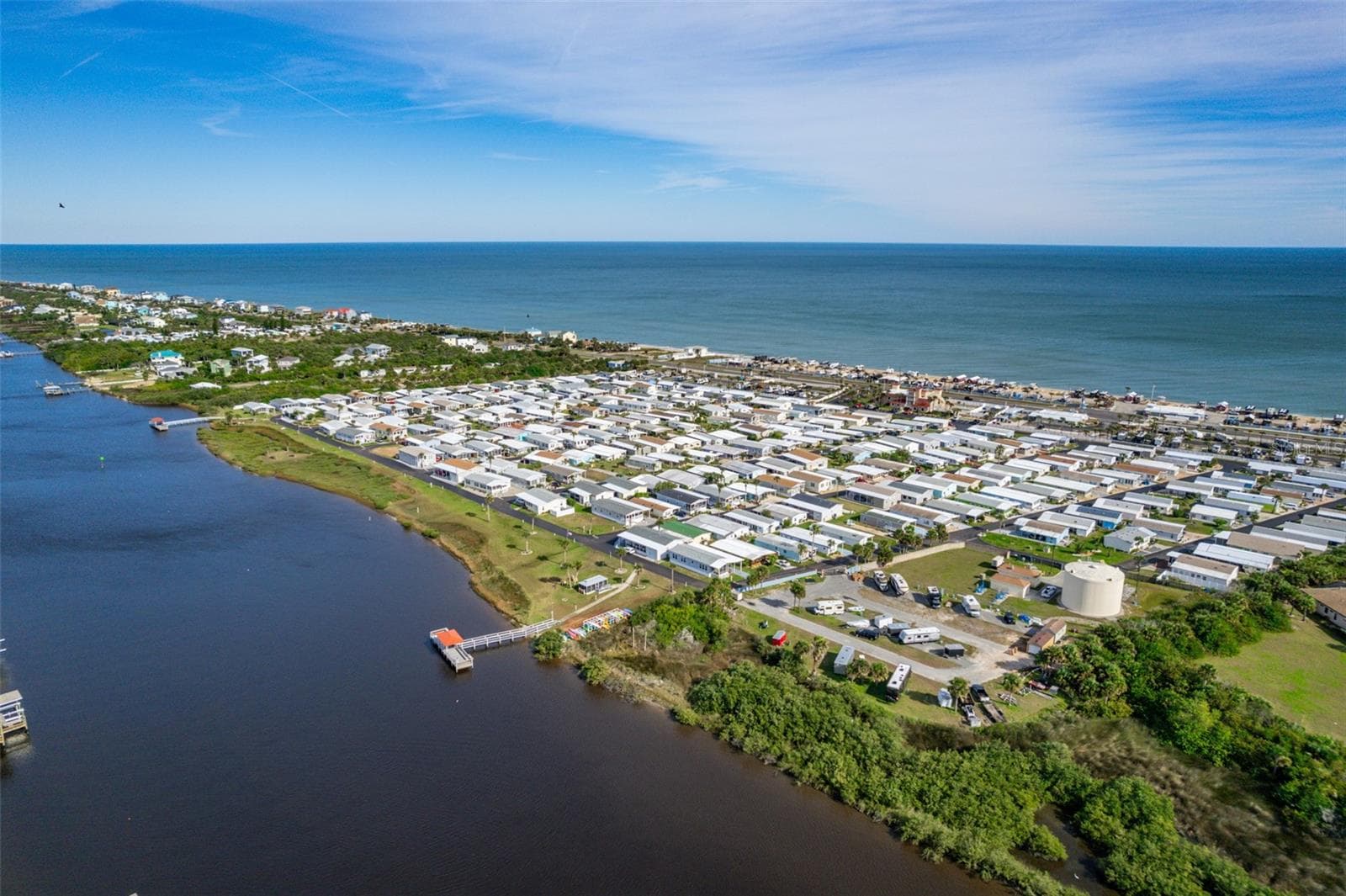Manufactured Home at 21 WINDWARD DR, FLAGLER BEACH, photo 5 of 62