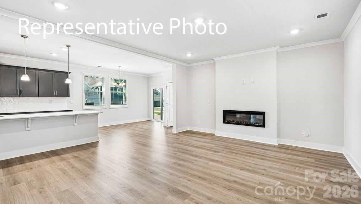 Single Family Residence at 4117 Pin Alley, Huntersville, photo 7 of 35