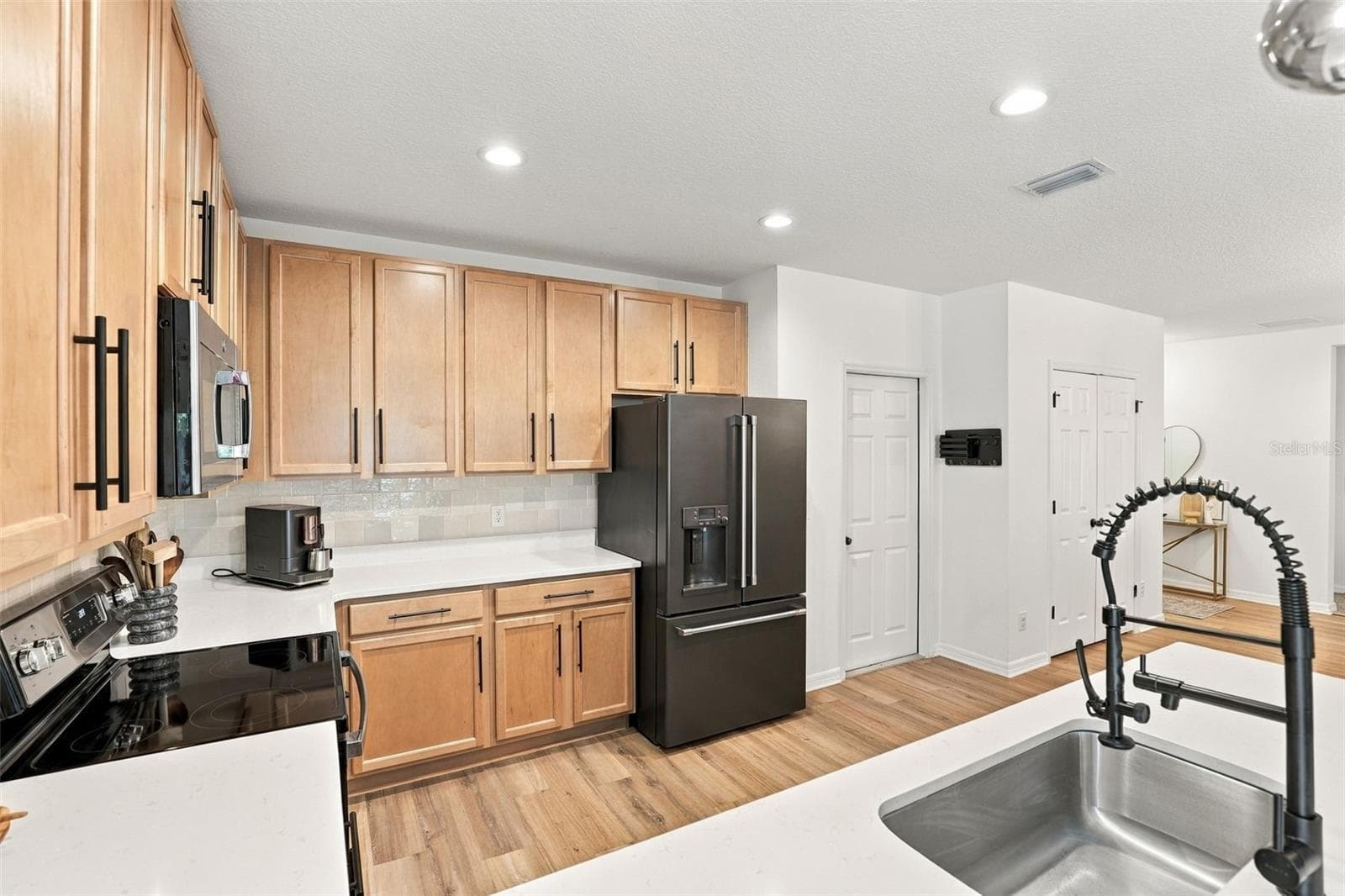 Single Family Residence at 5501 SABAL DR, ST CLOUD, photo 14 of 43