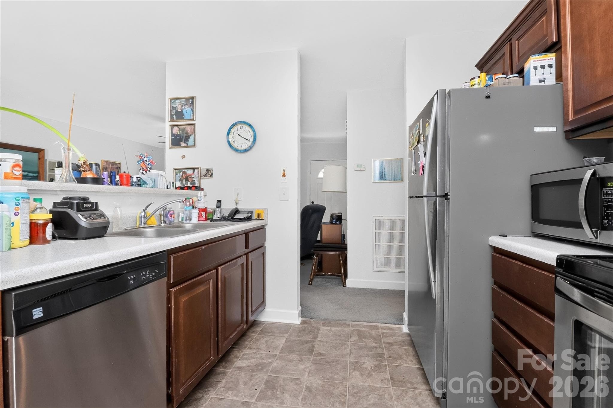 Single Family Residence at 2454 Oak Valley Lane, Maiden, photo 18 of 45
