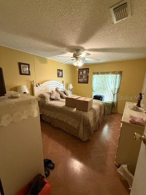 Manufactured Home at 1001 STARKEY RD #190, LARGO, photo 18 of 25