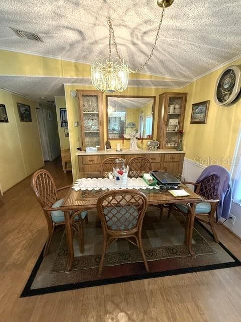 Manufactured Home at 1001 STARKEY RD #190, LARGO, photo 7 of 25