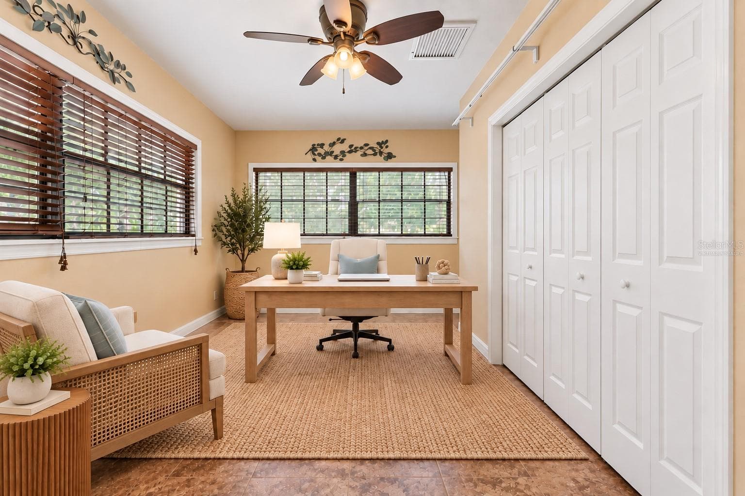 Virtually Staged. Office is 12' x 8', with ceramic tile, built-in cabinets, storage closet, and a ceiling fan. - 3011 LAKE ELLEN DR, TAMPA