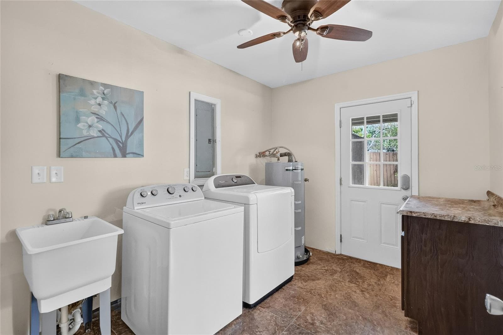 Single Family Residence at 3011 LAKE ELLEN DR, TAMPA, photo 38 of 50