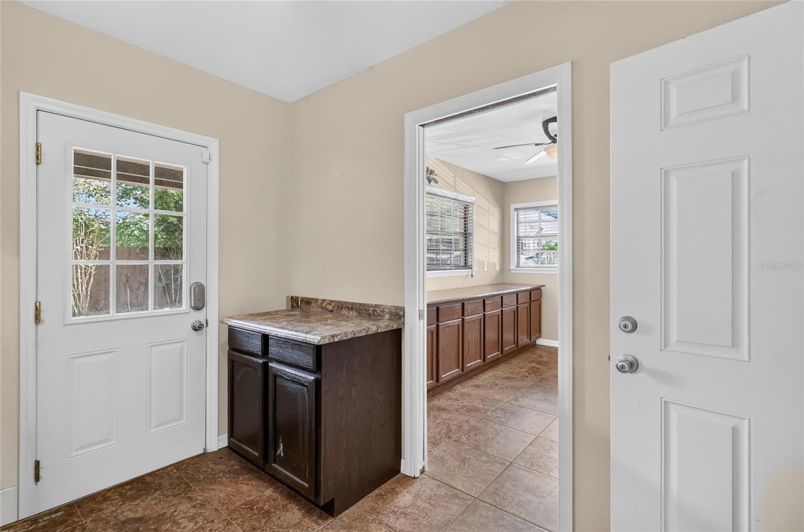 Single Family Residence at 3011 LAKE ELLEN DR, TAMPA, photo 37 of 50