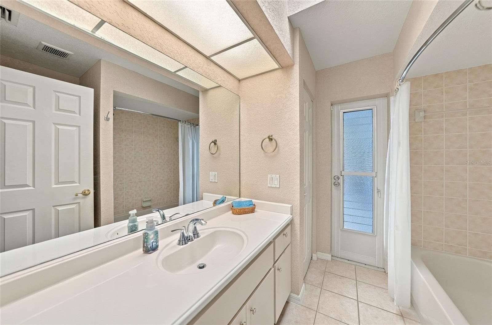 Single Family Residence at 1374 NAVIGATOR RD, PUNTA GORDA, photo 28 of 38