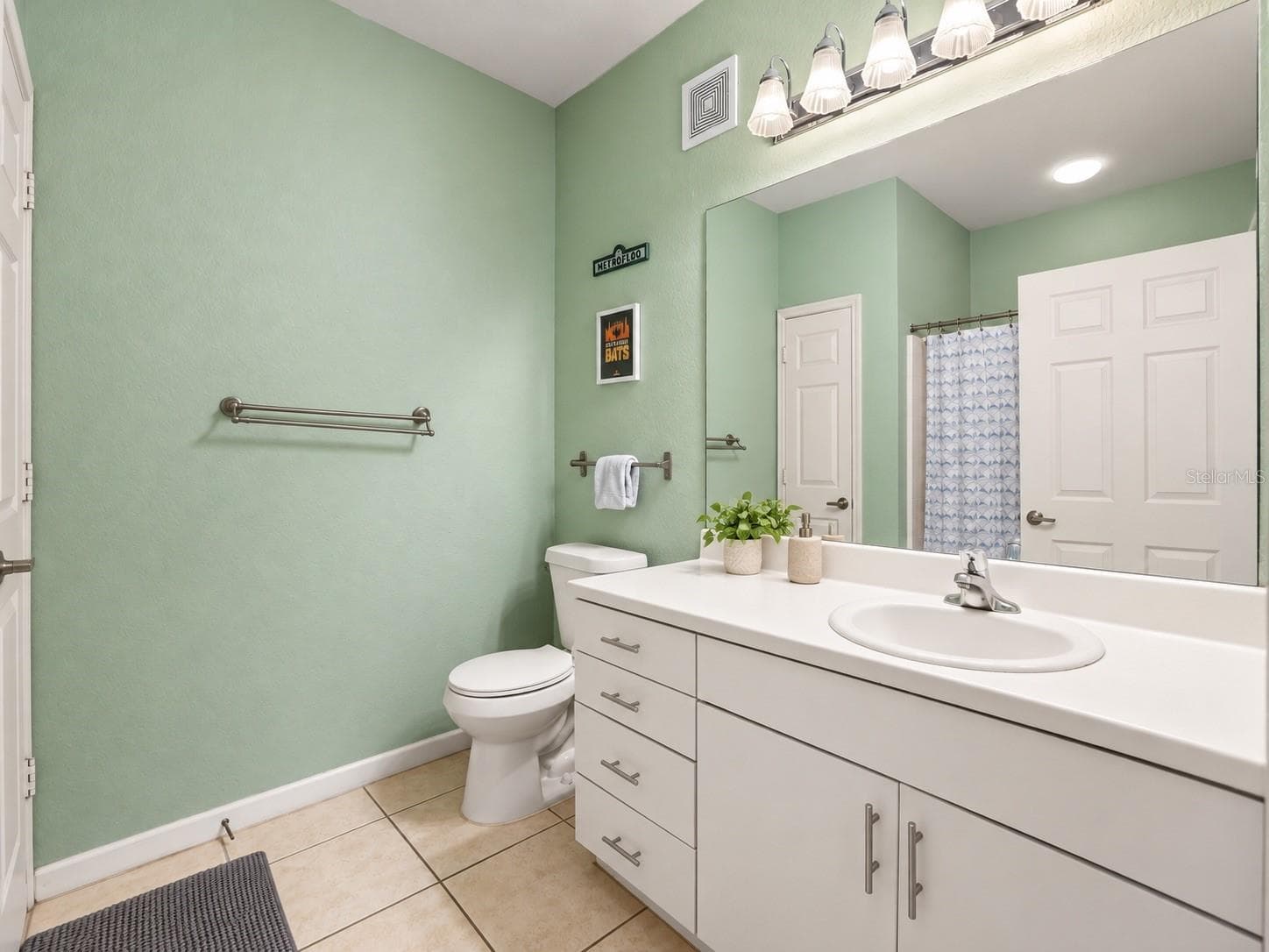 primary bathroom - 860 N ORANGE AVE #323, ORLANDO