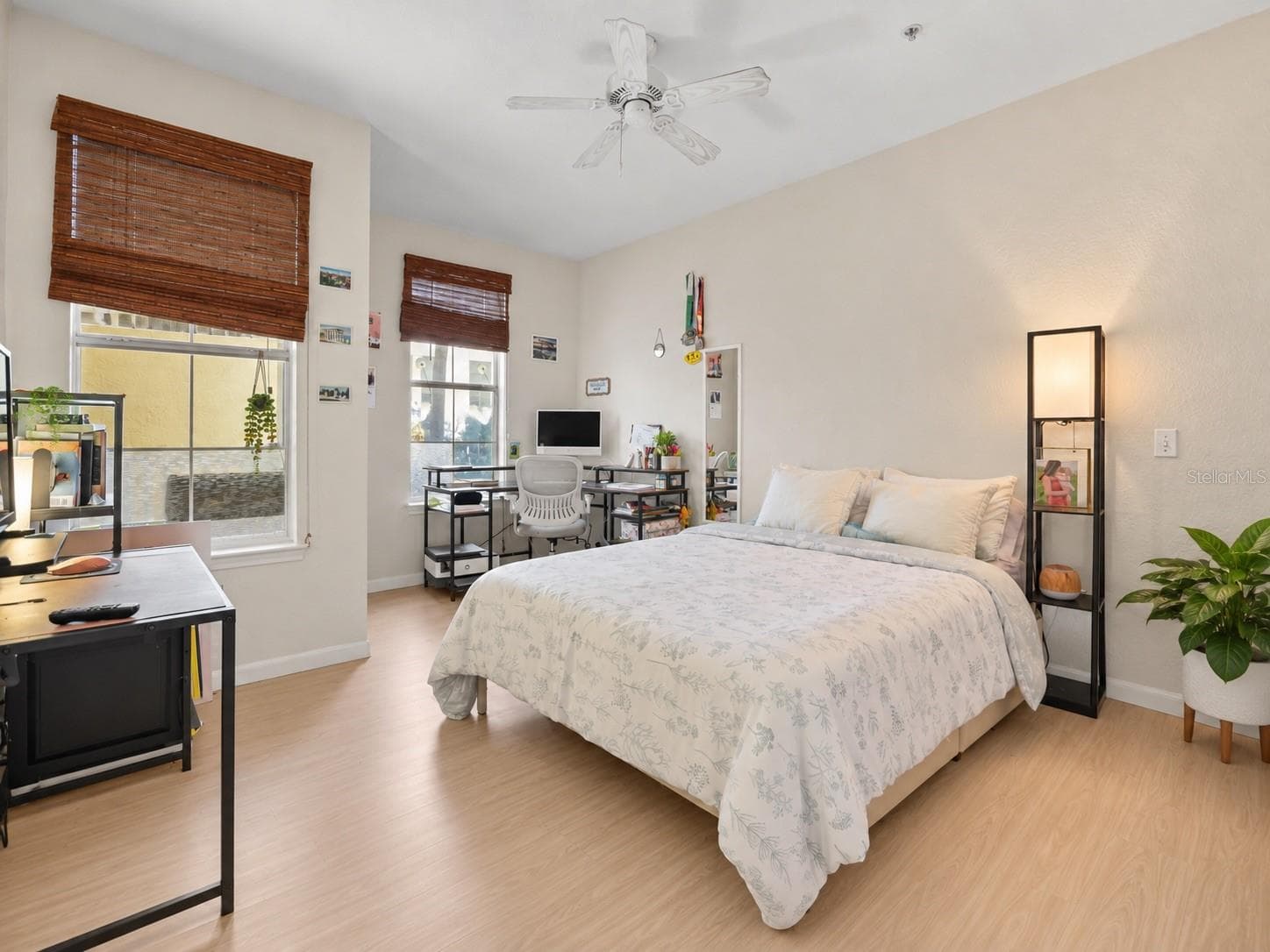 Spacious second bedroom - 860 N ORANGE AVE #323, ORLANDO