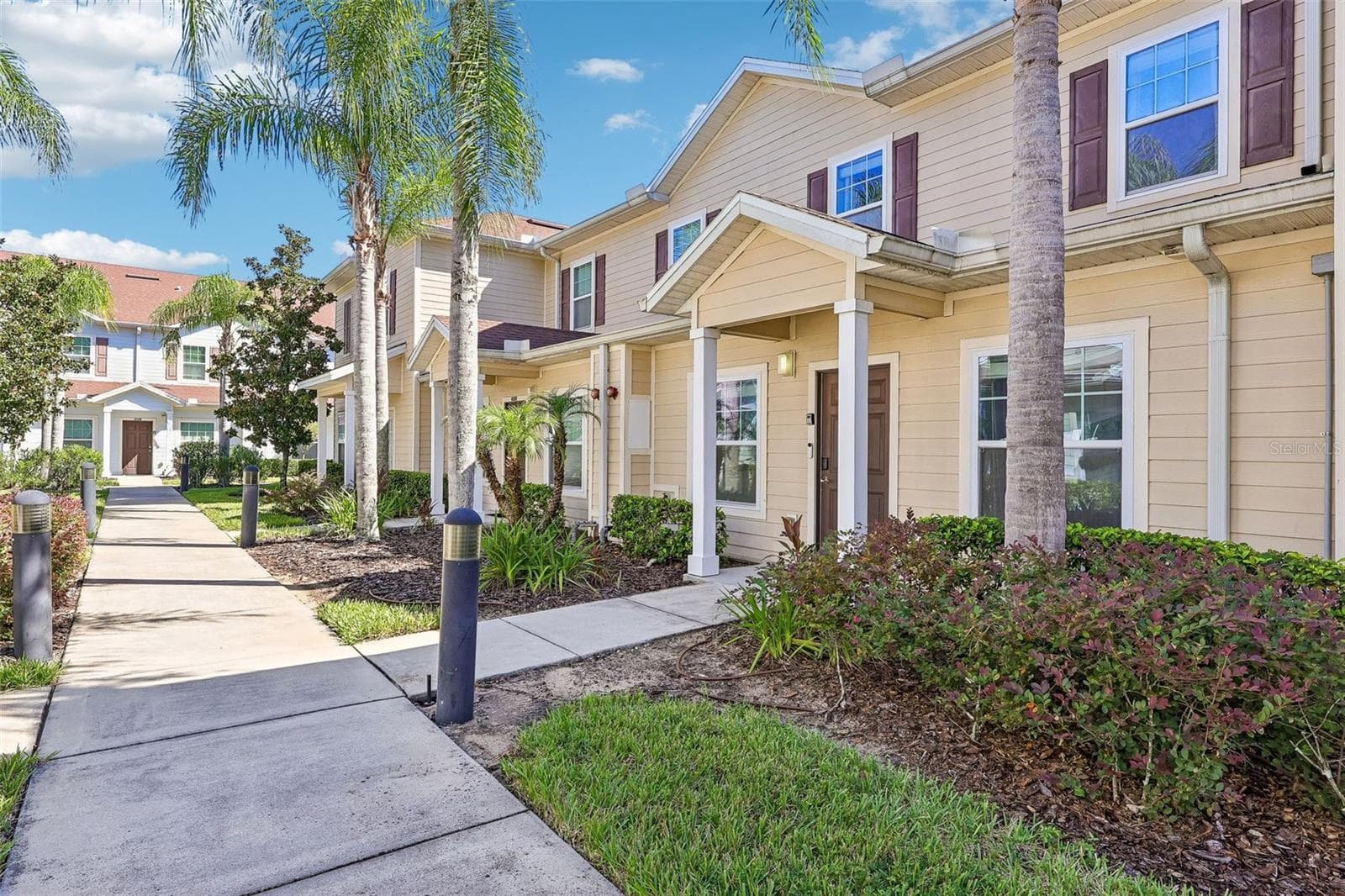 Townhouse at 3210 GOLD LN, KISSIMMEE, photo 2 of 56