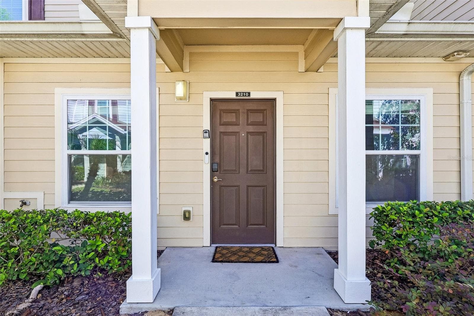 Townhouse at 3210 GOLD LN, KISSIMMEE, photo 4 of 56