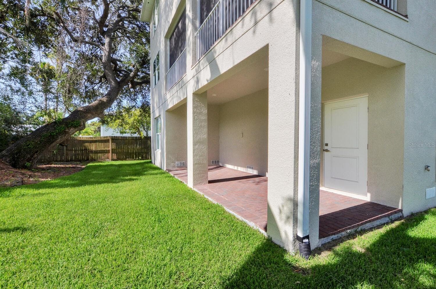 back porch off garage - 7210 S MASCOTTE ST, TAMPA