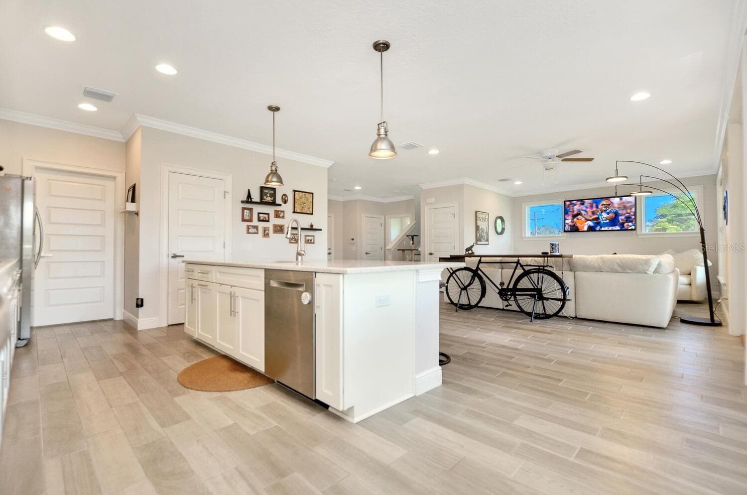 kitchen - 7210 S MASCOTTE ST, TAMPA